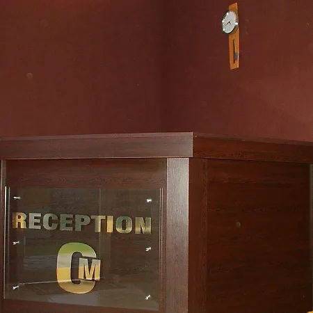 Hotel сити с безплатен паркинг *