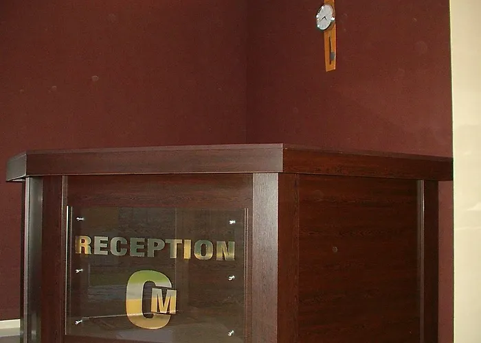 Hotell сити с безплатен паркинг *