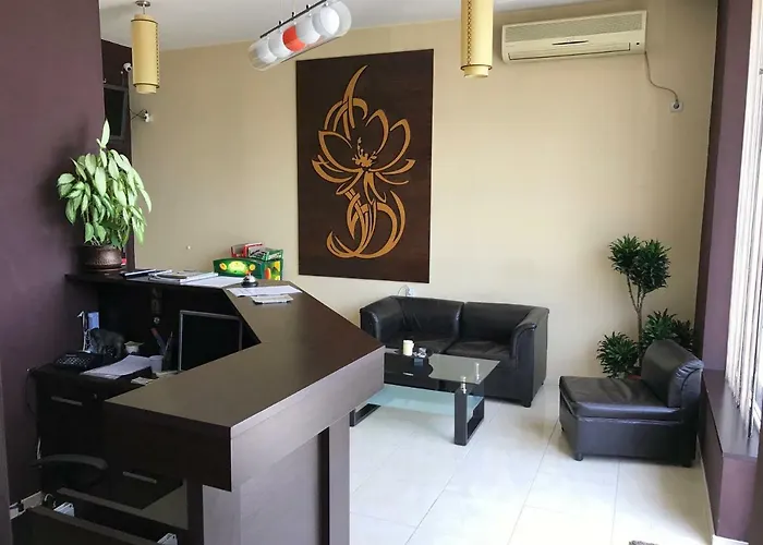 сити с безплатен паркинг Hotell