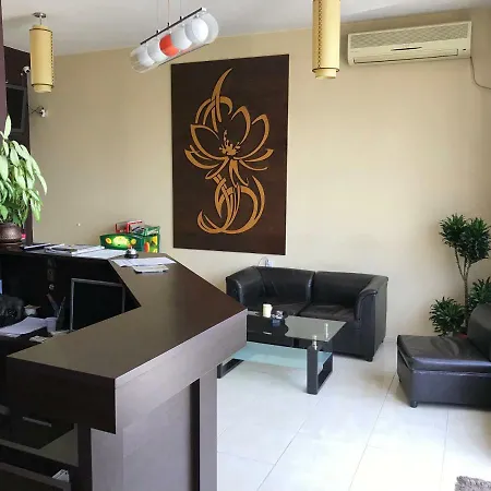 сити с безплатен паркинг Otel